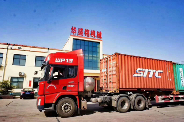 4PG0404四輥破碎機包裝發往青島港，出口埃及