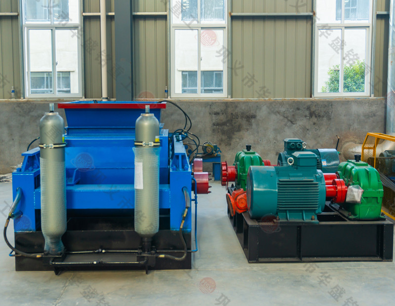  破碎煤矸石的雙齒輥破碎機廠家如何選擇？